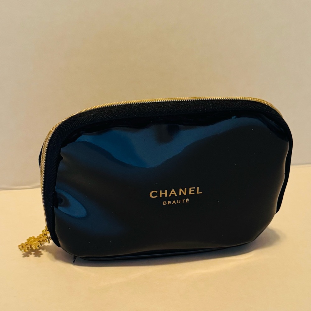 NWOT- Chanel Beauté Black Cosmetic Bag
